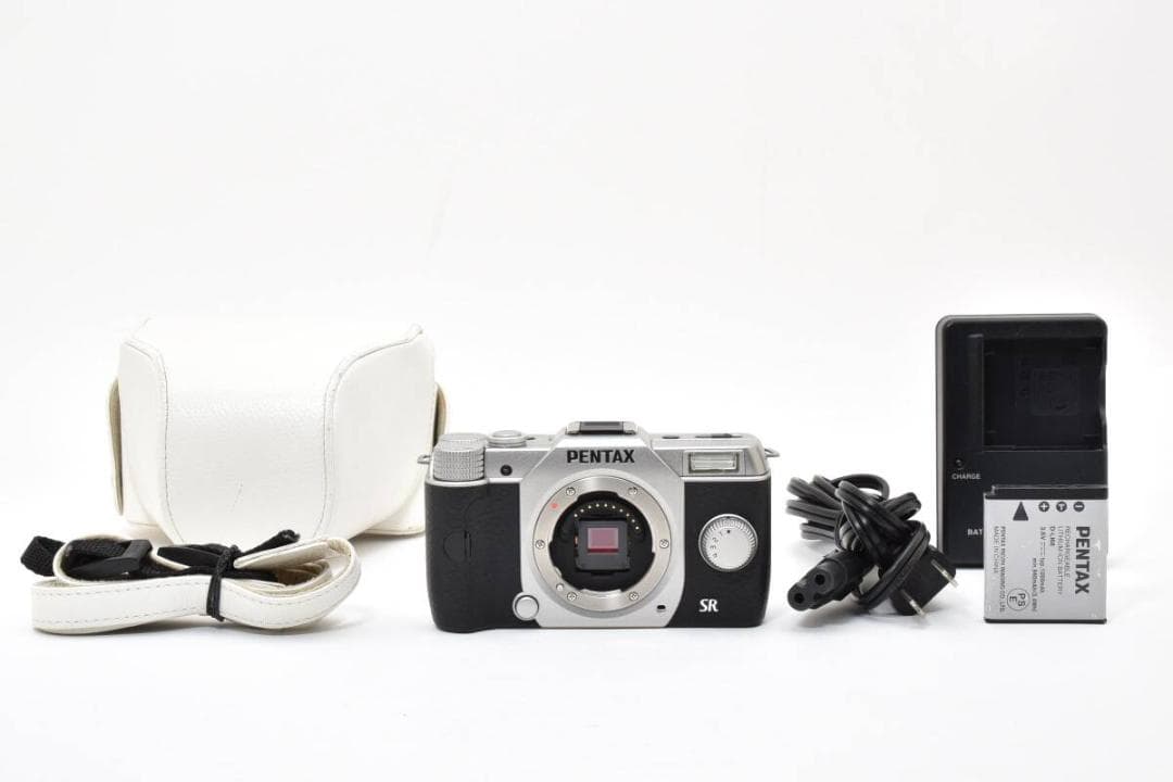 超美品 ペンタックス Q10 ミラーレスデジタルカメラボディ Pentax ペンタックス Q10 ﾎﾞﾃﾞｨ ﾌﾞﾗｯｸ【1240万画素】 ミラーレス一眼 の買取り価格