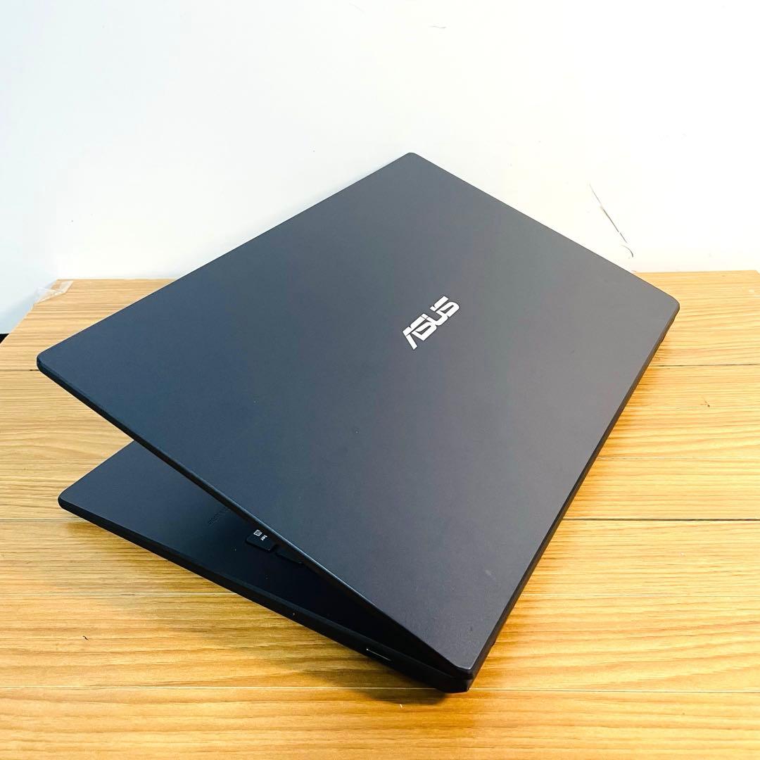 設定済み2022モデル薄型ASUSノートパソコンSSDwin11オフィスカメラ