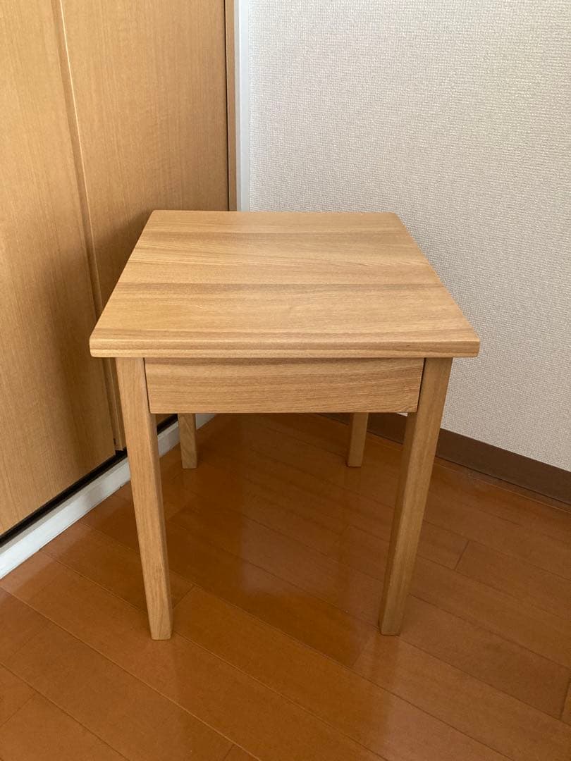 無印良品】タモ無垢材サイドテーブル 引き出し付き - メルカリ