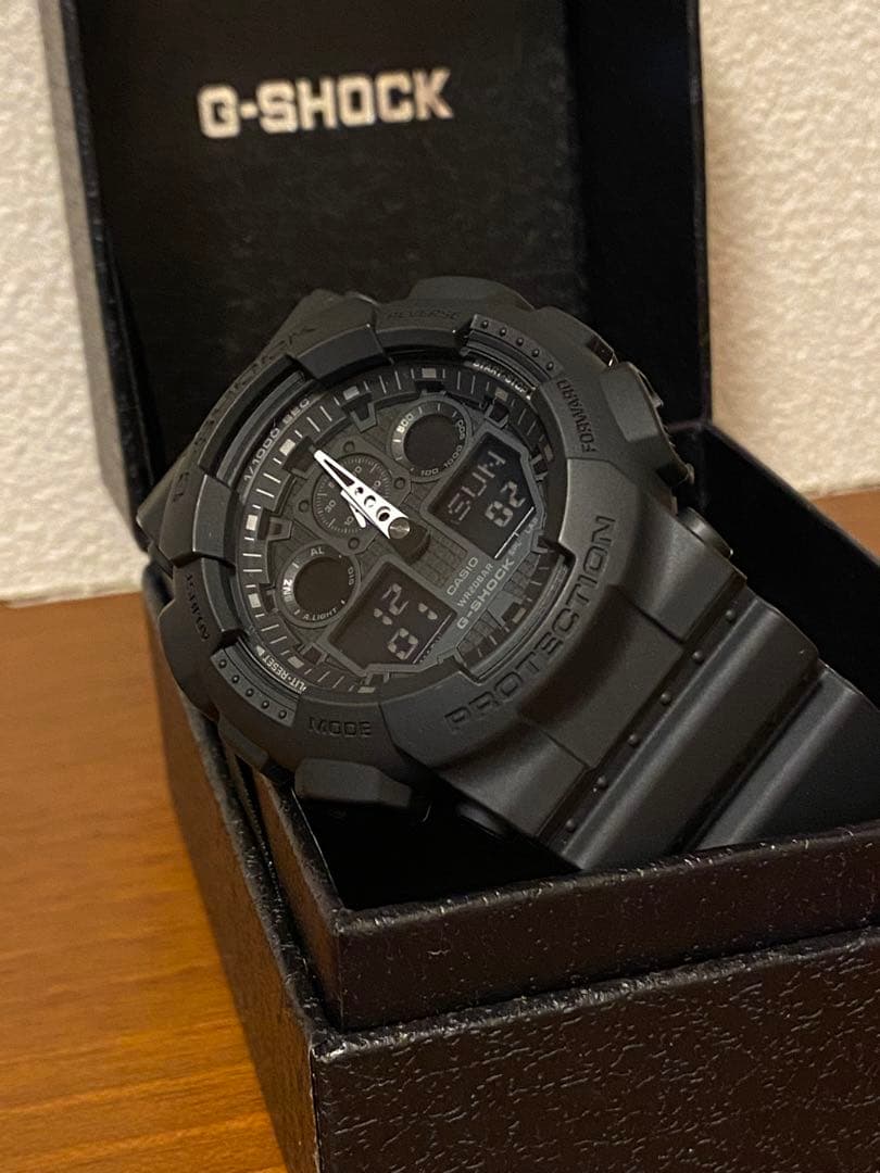 【 ベッカム着用G-SHOCKの電池新品 】 GA100 BLACK MODEL