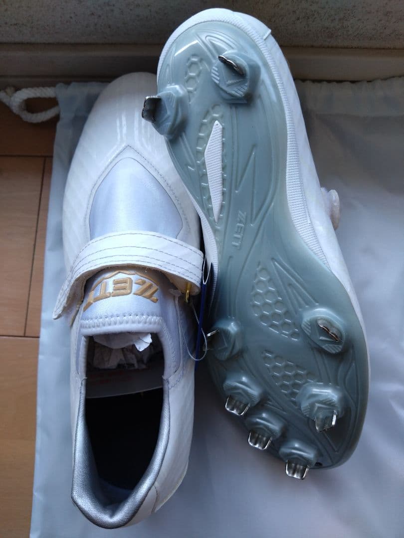 カ*ぃ様 〇ZETT ゼット ネオステイタス WH BSR2806 27.0cm