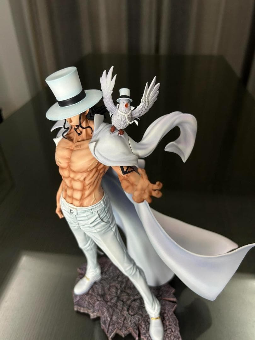 ワンピース CP0 ロブ・ルッチ フィギュア ガレージキット 塗装済み完成