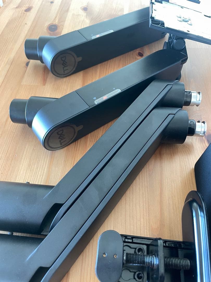 DELL Pro デュアル モニター アーム MDA20（482-BBDL） - メルカリ