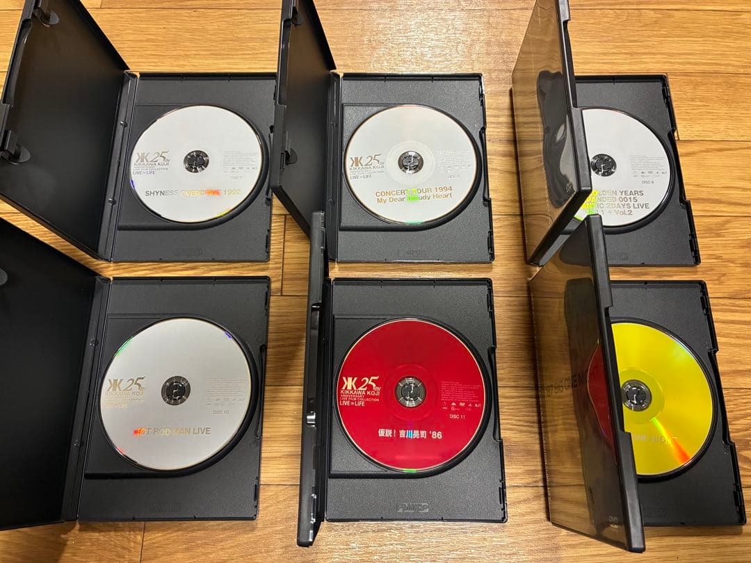 専用 吉川晃司25th Anniversary DVD BOX 17枚組 限定 - メルカリ