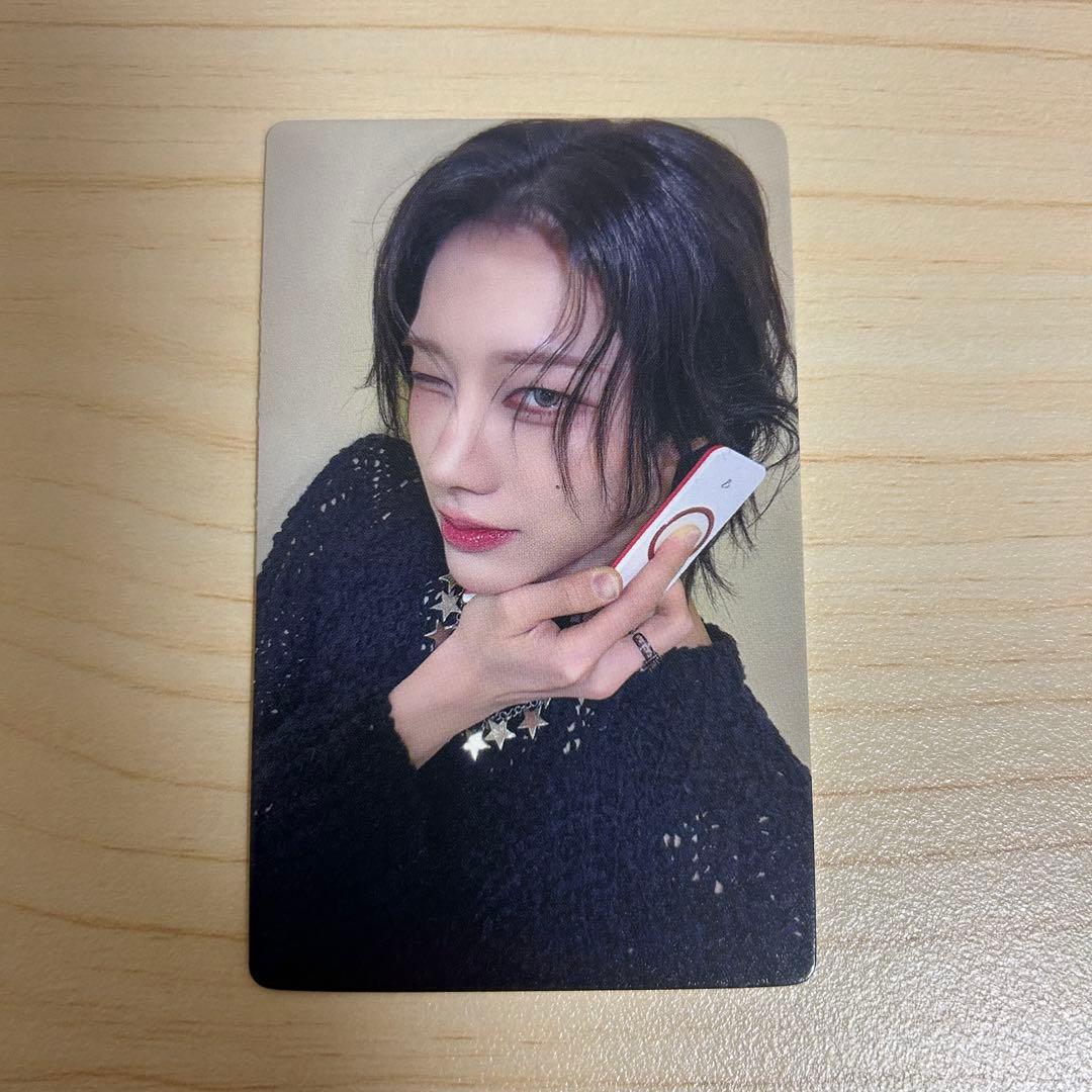 XLOV UXLXVE Jump Up トレカ ルイ RUI - メルカリ