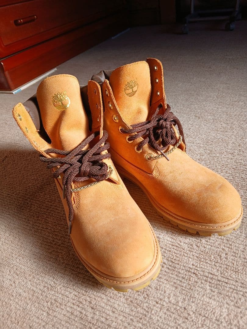 Timberland ベージュ スエード ハイカットブーツ