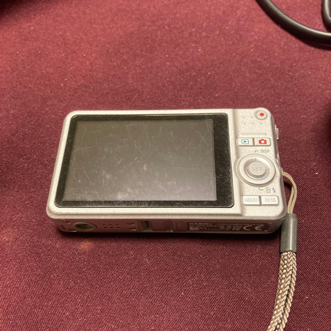 CASIO EXILIM 8.1MP コンパクトデジタルカメラ
