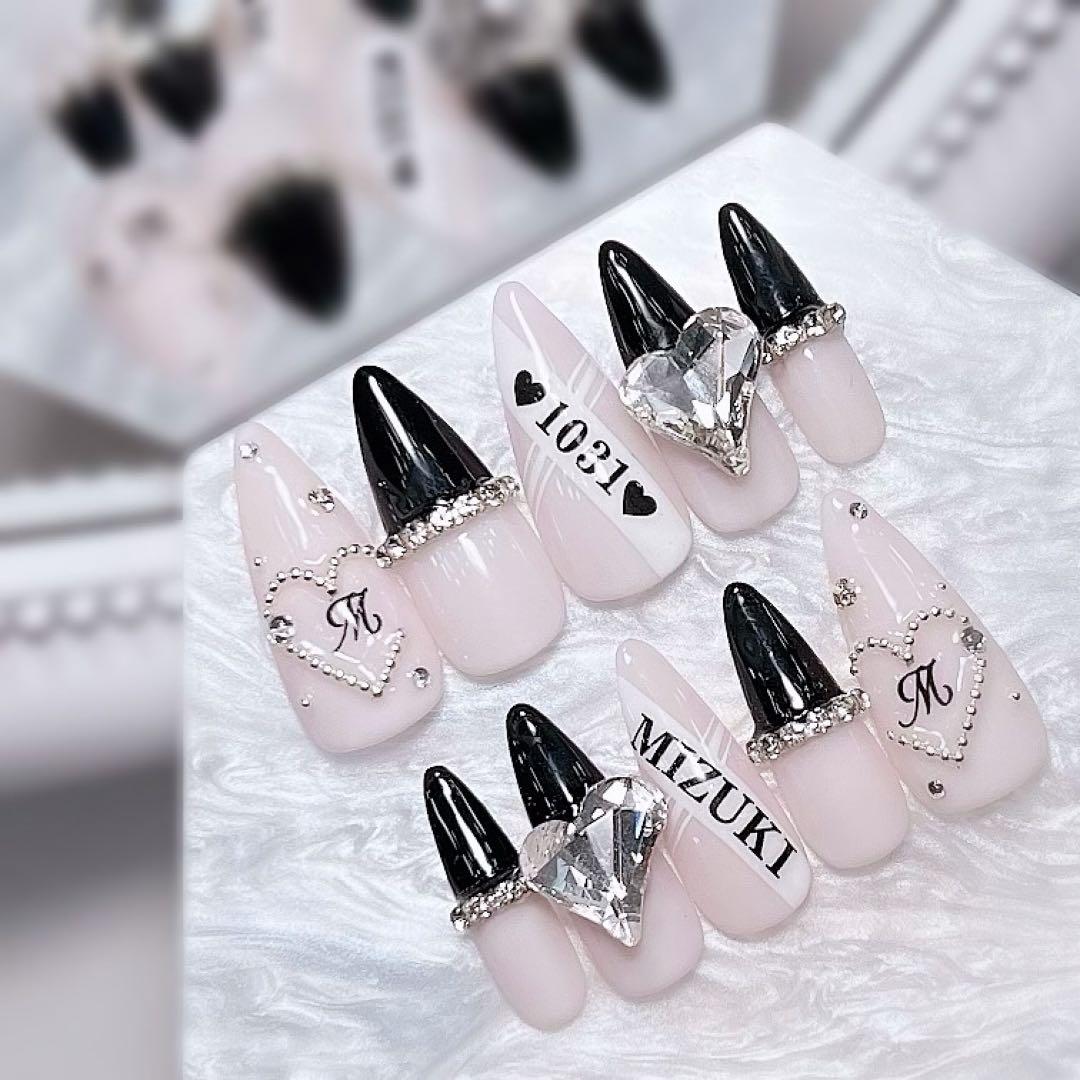 ネイルチップ 量産型 黒 フレンチ ハート シンプル 地雷 ヲタク ちゅる