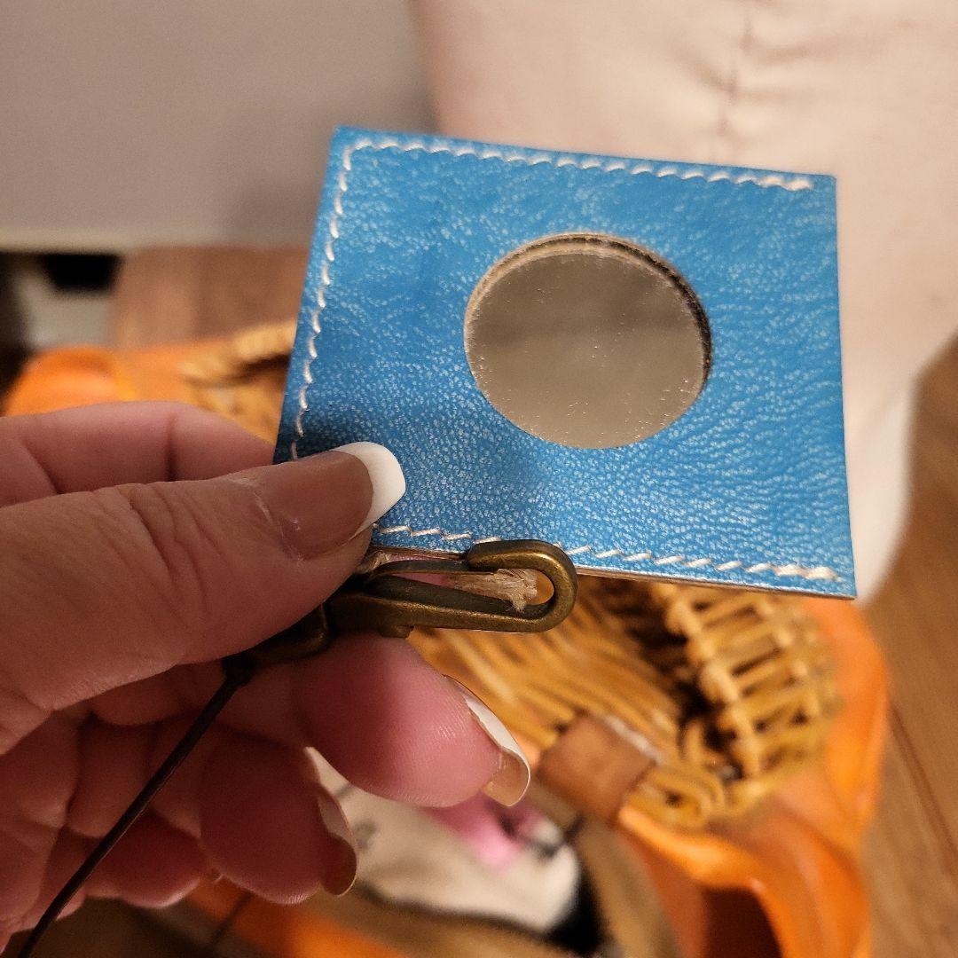 し*の様 ︎✿ エバゴス 籐とレザー のカジュアル ショルダーバッグ