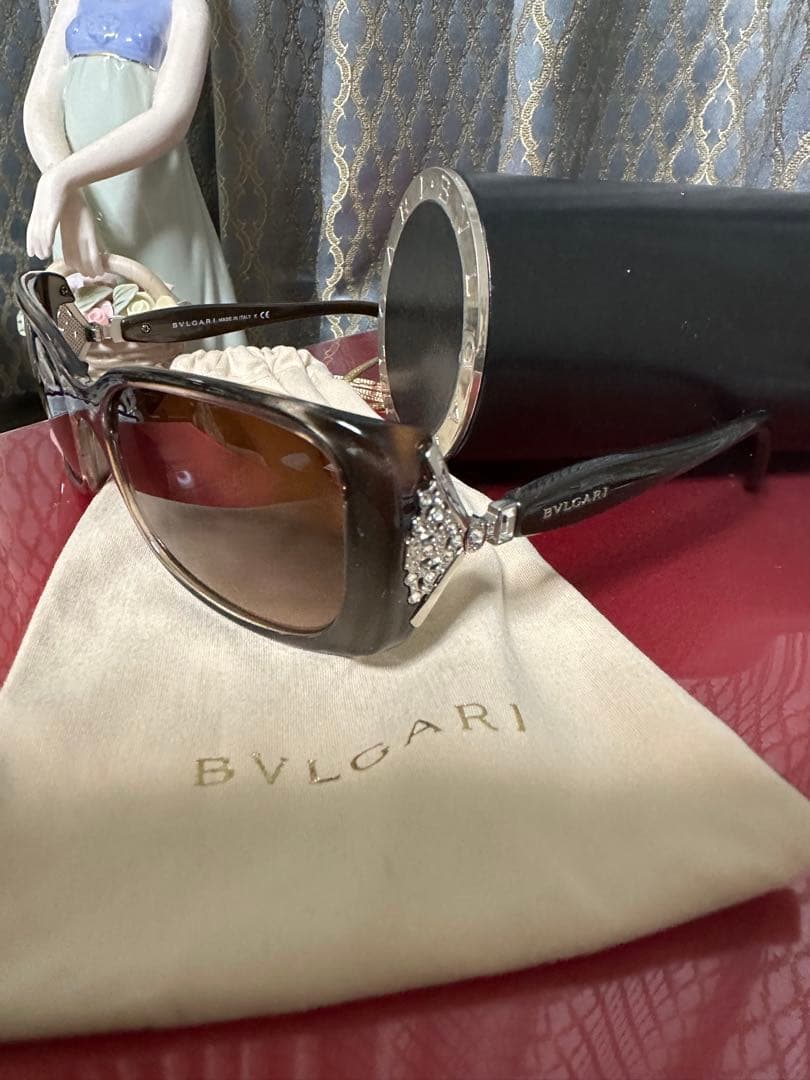 マロン様 新品. 未使用 BVLGARI 装飾付きブラウンおしゃれなサングラス BVLGARI（ブルガリ） 【中古】BVLGARI サングラス【ほぼ新品
