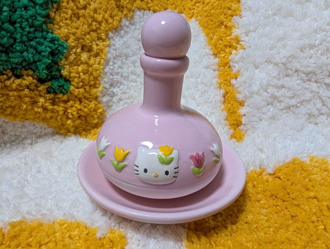 d*9様 【激レア商品】ハローキティ アロマポット ハローキティー アロマディフューザー アロマボール付き 芳香器 LED