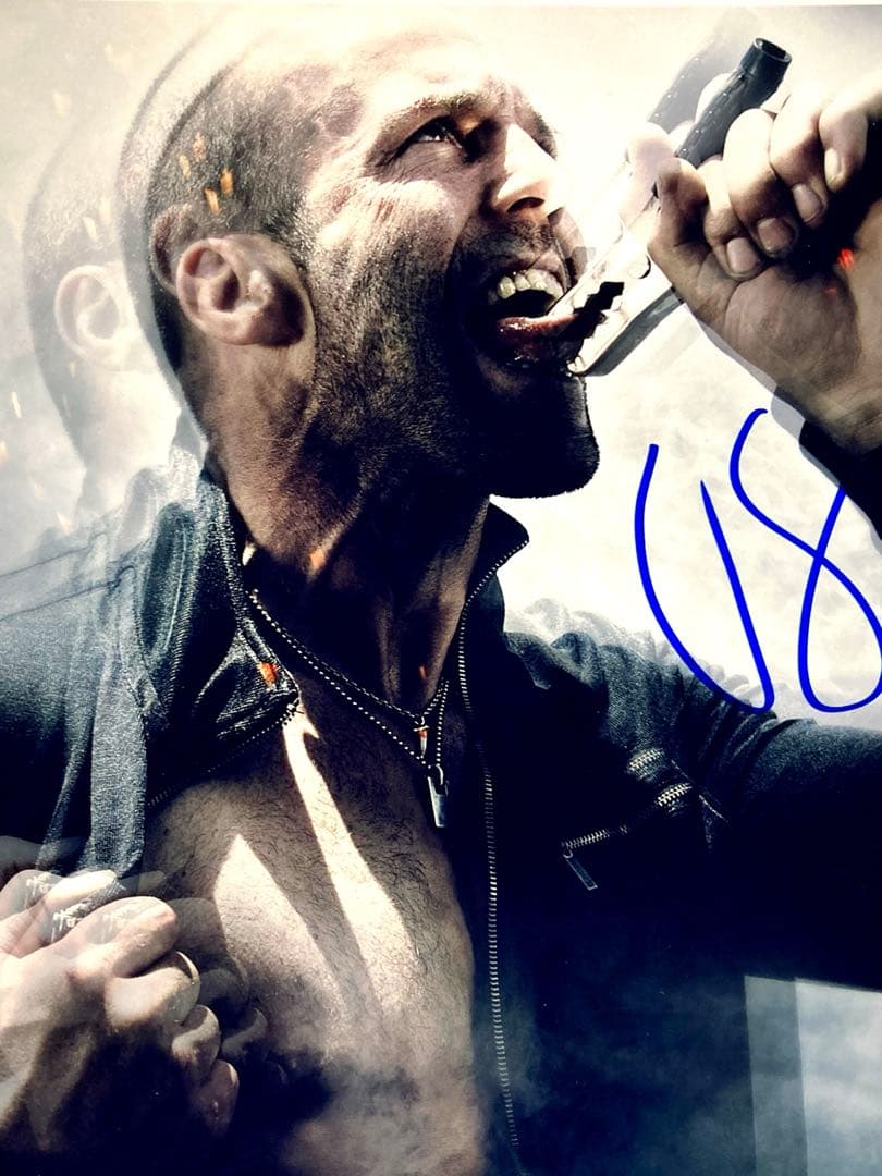 ジェイソン・ステイサム直筆サイン入り超 大型写真…エクスペンダブルズ 000000040287_QEYKUJ5.jpg