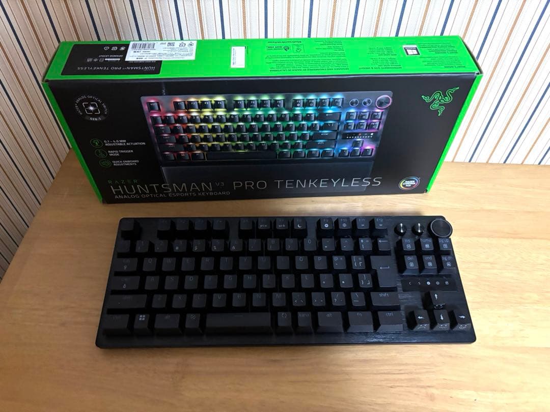 春*道様 Razer huntsman tkl + pc版 Minecraft付 Hands on with Razer's Minecraft themed PC gaming accessories