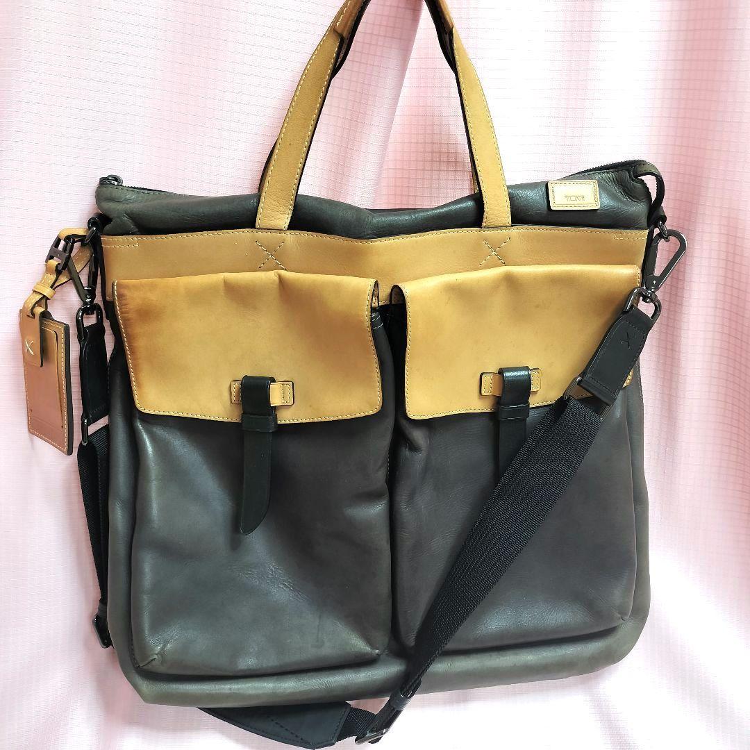 希少 TUMI ショルダーバッグ ヘルメットバッグ オールレザー 2way TUMI/トゥミ 2WAY レザー切り替え ヘルメットバッグ トート/ショルダー