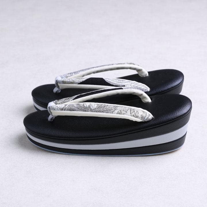 【新品】草履バッグ 振袖用 モダン花柄 黒系 24.5cm 日本製　03761