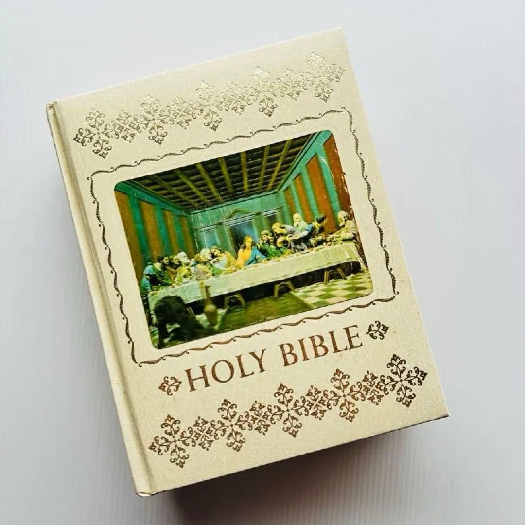 HOLY BIBLE（聖書）　洋書 Amazon | Holy Bible, Contemporary English Version | Bible & Other