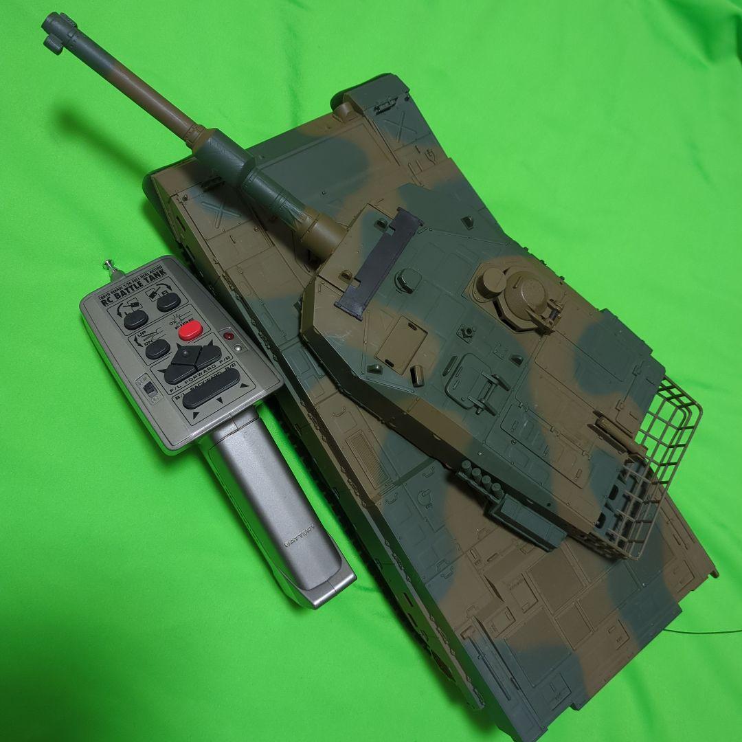 【迫力満点❕迷彩模様】最強大型戦車ラジコン Amazon.co.jp: ラジコン 戦車 RC BATTLE TANK ブルー迷彩 戦う戦車たち
