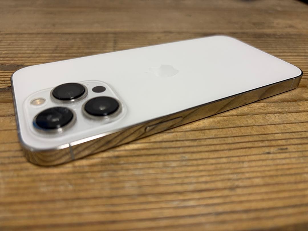 Apple iPhone 13 Pro シルバー 256GB 本体 - メルカリ