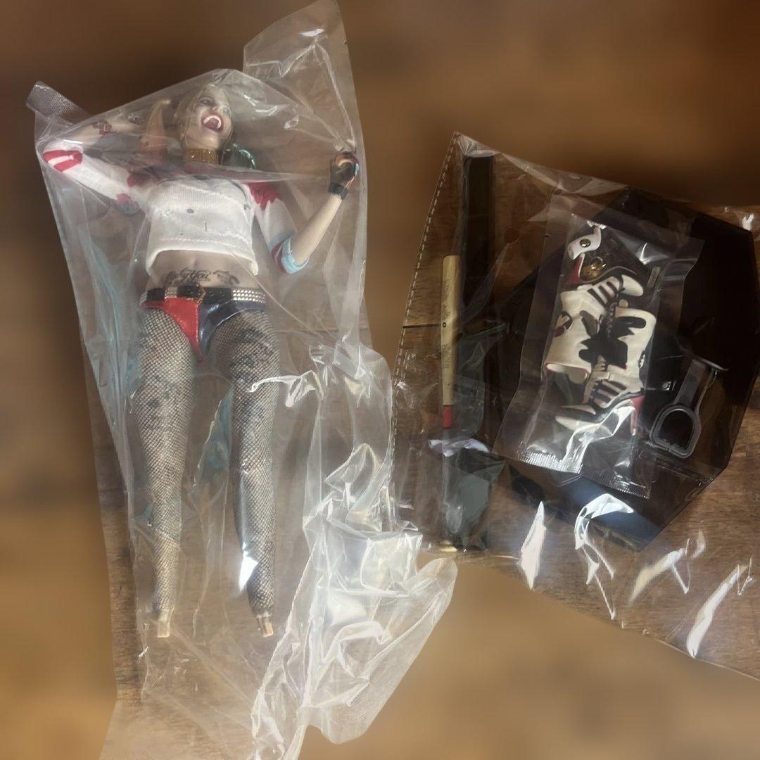 30cm ハーレイクイン 1/6 バットマン スーサイド スクワッド