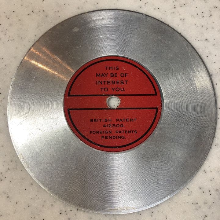 貴重!!!! 世界最小金属製 5インチ SPレコード - メルカリ