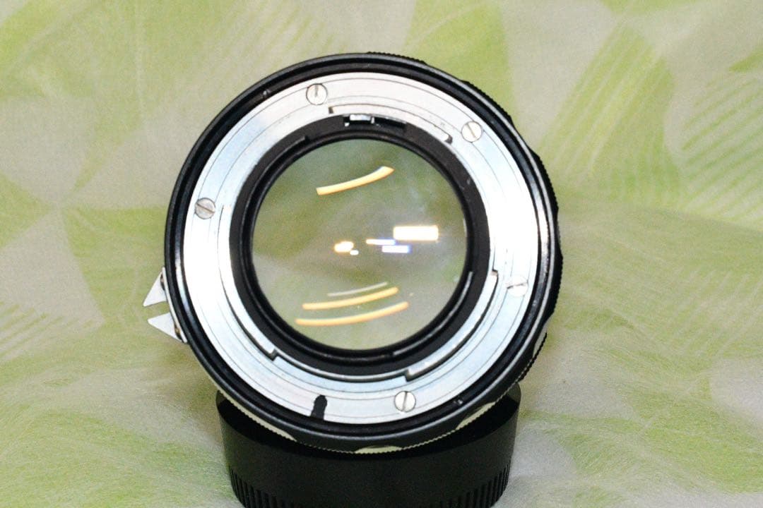 《美品・動作品》 Nikon FE + 標準レンズ付きフィルムカメラ　a0344