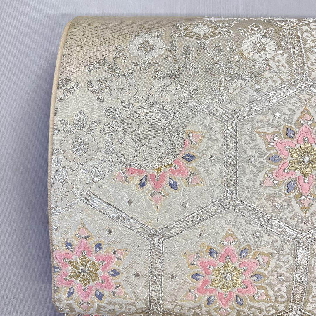 袋帯 正絹 銀糸 亀甲 華紋 唐花模様 檜垣 道長取り 着物 054t - メルカリ