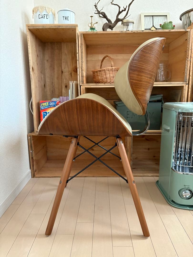 イームズ ダイニングチェア リプロダクト クリーム