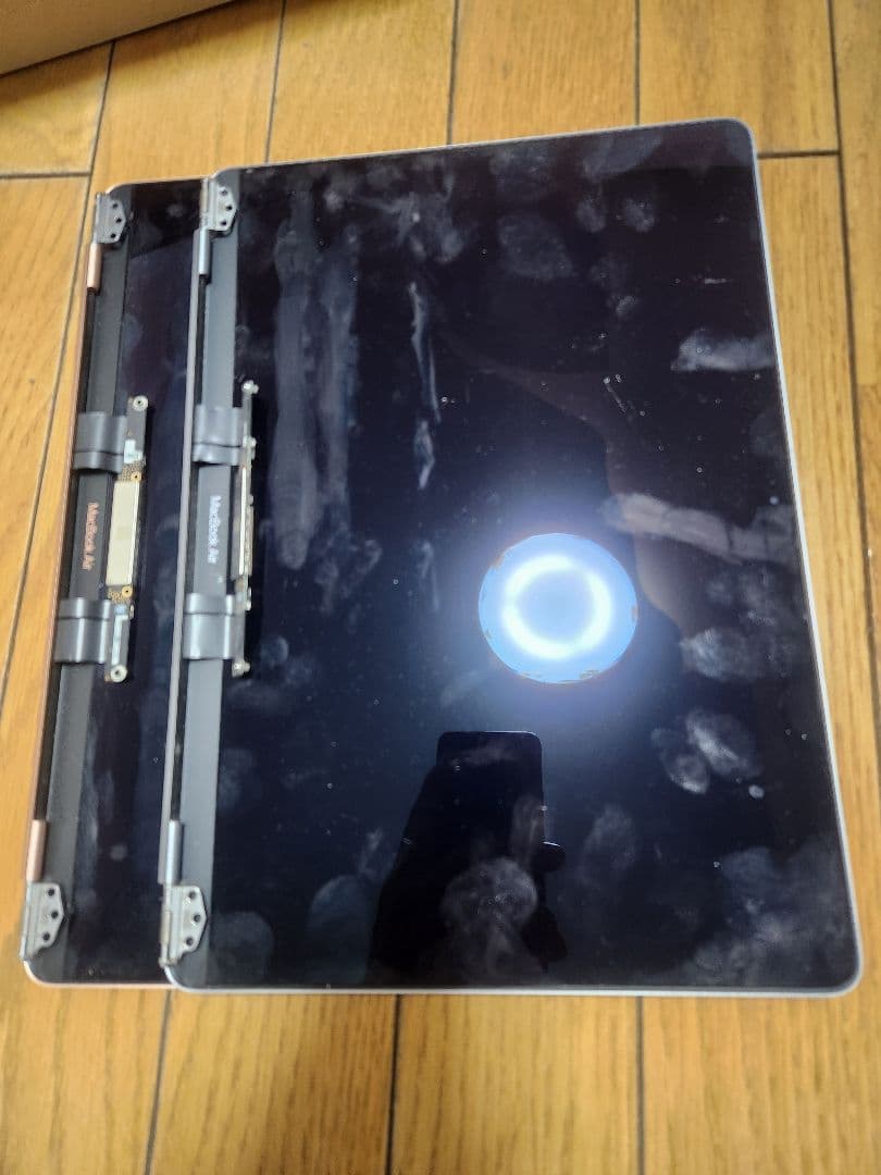 Macbook pro 画面パーツA2337 A2338 ジャンク - メルカリ