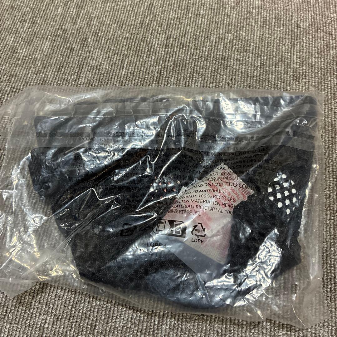 バッグ Supreme Mesh Mini Pouch \"Black\"