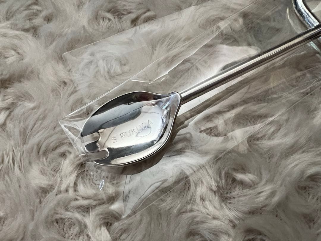 グラフィックデザイナー福田繁雄　カトラリー　福田繁雄デザインスプーン“知恵の輪”