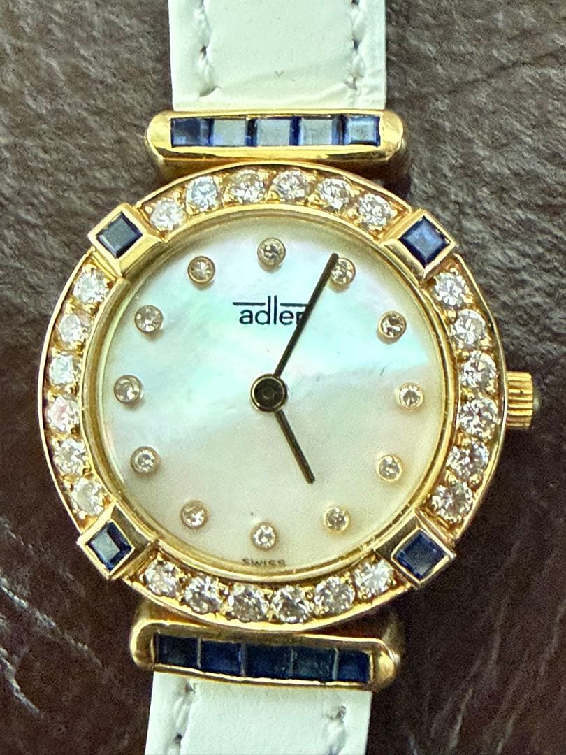 美品K18金アドラー(adler) ラウンド ダイヤサファイアレディース時計中古 Adler ”純正ダイヤモンド 12．46ct” アドラー K18YG無垢