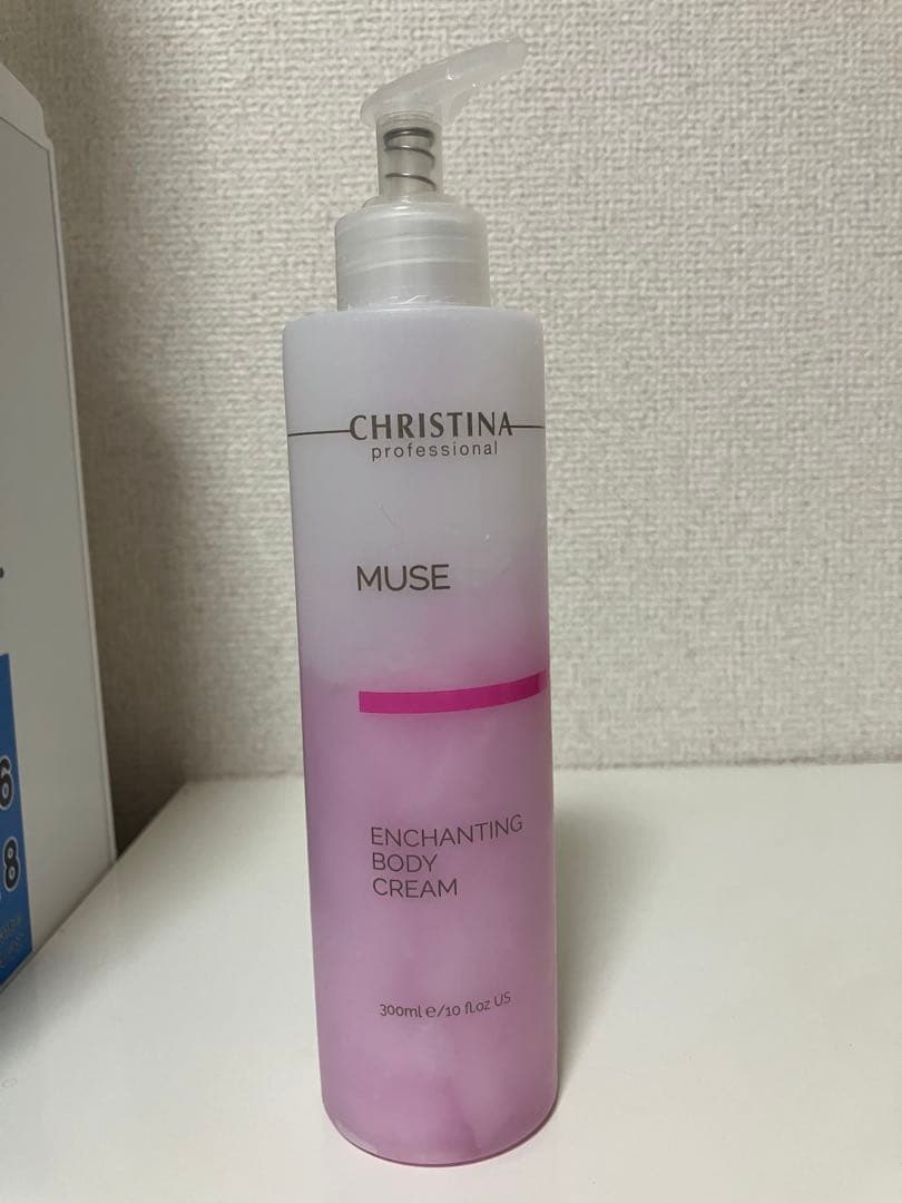 クリスティーナ ミューズ エンチャンティング ボディークリーム 300ml