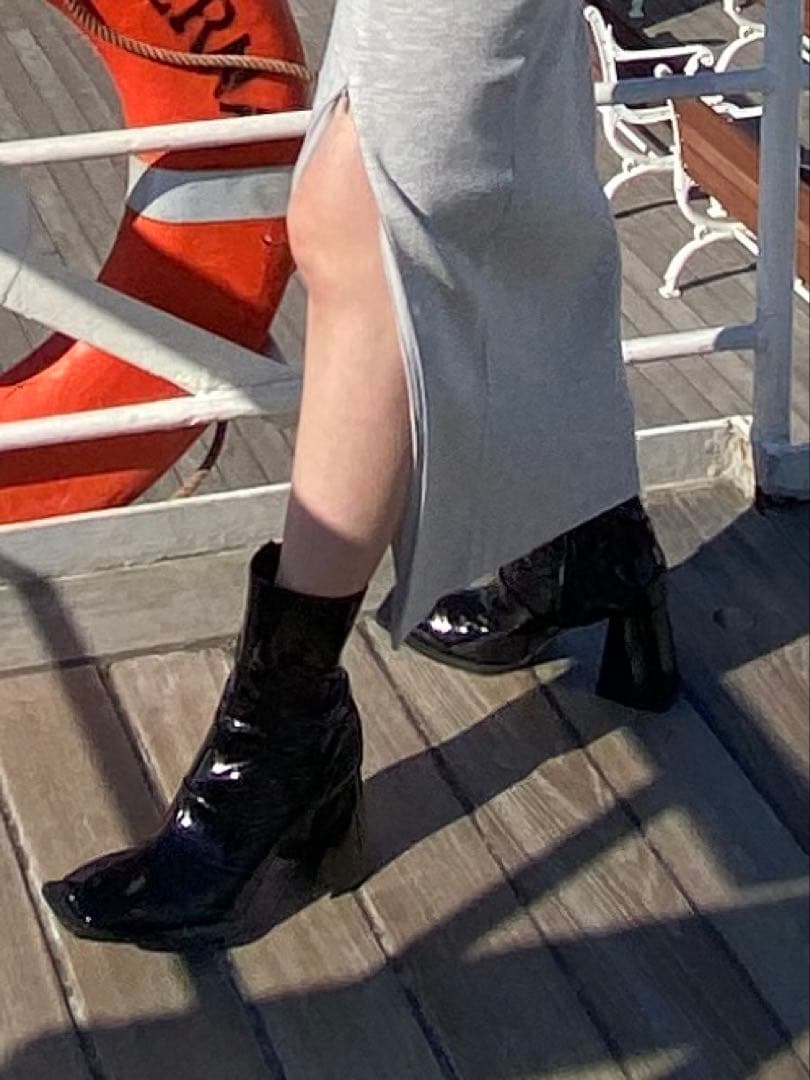 melt the lady】メルトザレディ エナメルスクエアショートブーツ