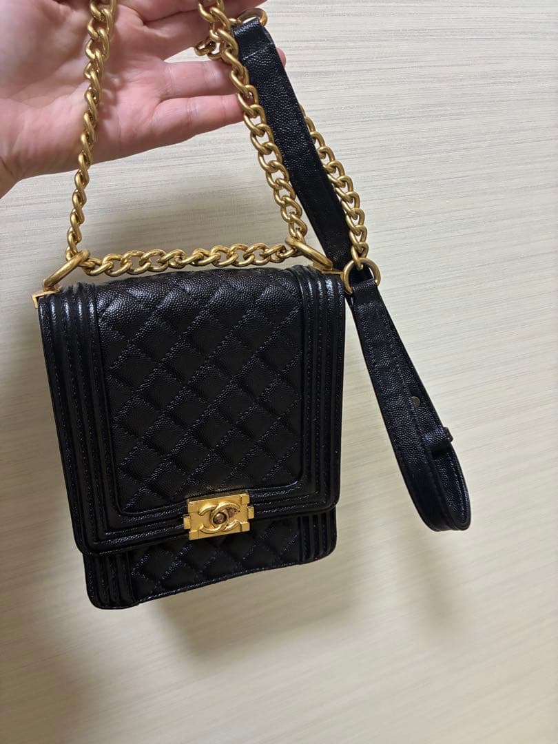 シャネル キルティングショルダーバッグ ブラック ノベルティ - メルカリ