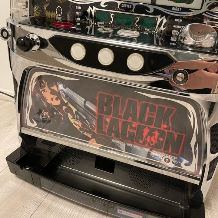 専用ページ】初代ブラックラグーン 実機 - メルカリ