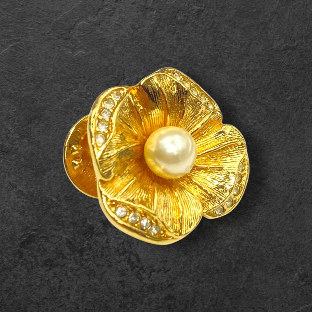 ヴィンテージ Dior パール花 ラペルピン 284 2026年最新】ラペルピン diorの人気アイテム - メルカリ