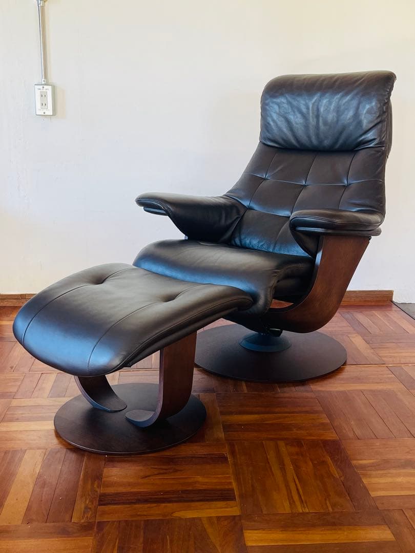 カリモク THE FIRST ザ ファースト リクライニング チェア オットマン The First（カリモク家具） カリモク THE FIRST リクライニングチェア