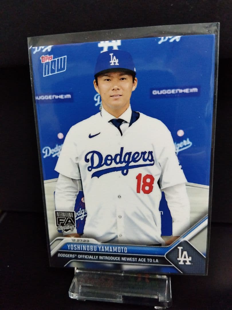 山本由伸 2024 TOPPS NOW ドジャース 入団会見 RC - メルカリ