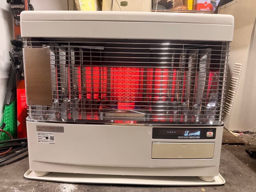 サンポット　煙突式石油ストーブ　KSH-7011RC T 2021年製　動作良好 長府製作所(サンポット) KSH-7011RC 煙突式半密閉式石油暖房機