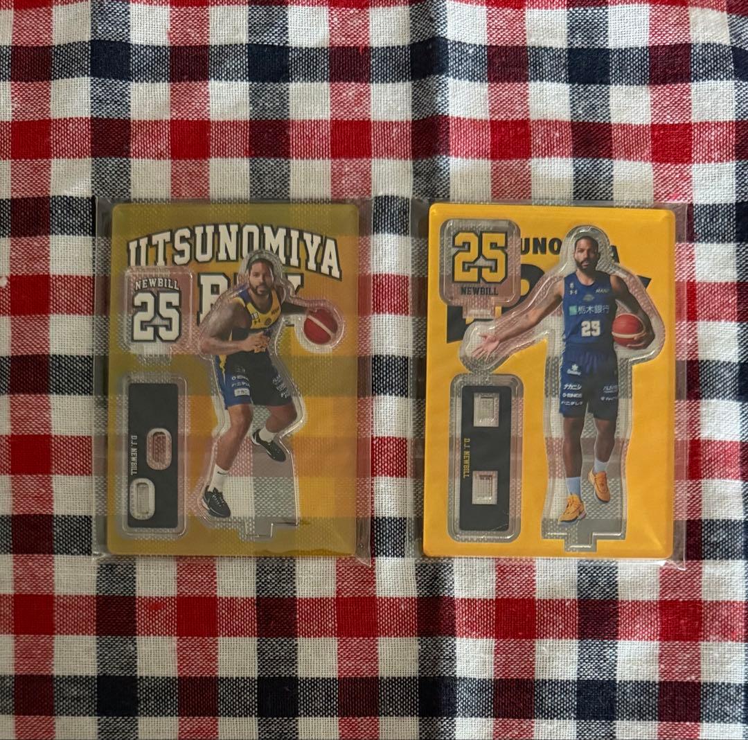 宇都宮ブレックス BREX D.J・ニュービル選手 アクスタ - メルカリ