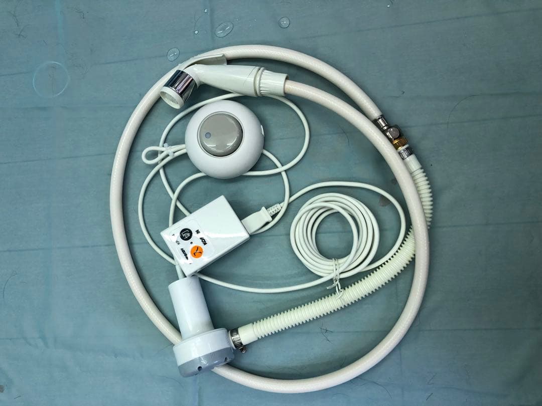 移動.携帯式シャンプー台 ニュー楽シャン君と新型訪問チェアー - メルカリ