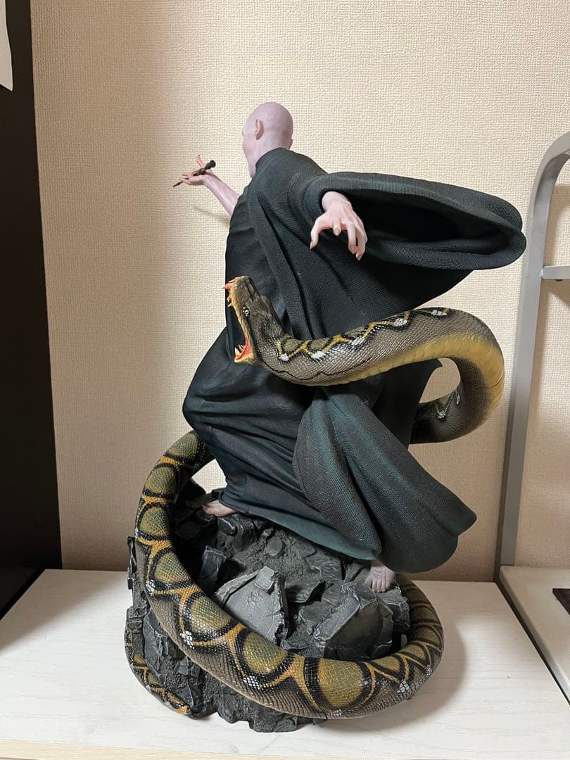 アイアンスタジオ ヴォルデモート 1/4 スタチュー - メルカリ