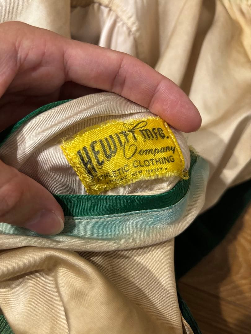 ビンテージ スタジャン リバーシブル チェーンステッチ ウール サテン