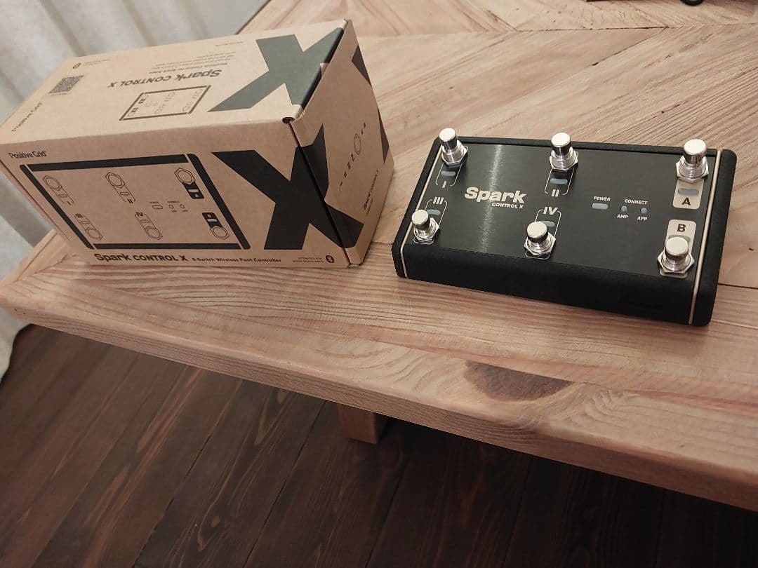 spark control x　(ヨッピョン） Positive Grid / Spark Control X ワイヤレスフットスイッチ