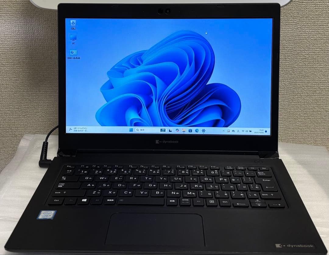 ☆美品 SSD240GB メモリ8G☆i3-7100U カメラ ノートPC129