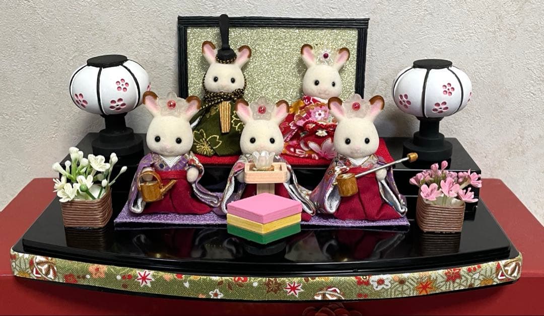 雛人形 シルバニア赤ちゃん ケース入り 二段飾り 三人官女 - メルカリ