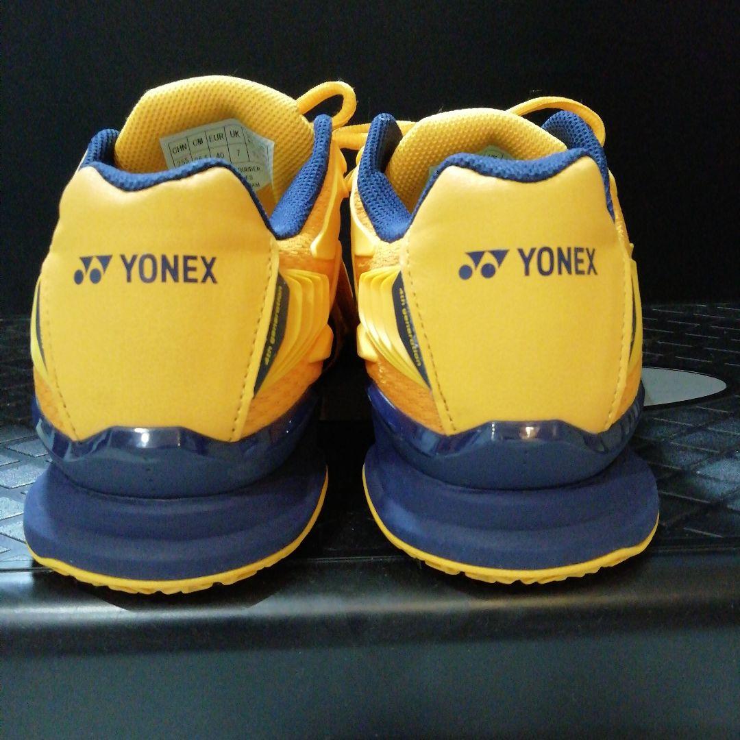 ピンピコピン　YONEX テニスシューズ 25.5cm