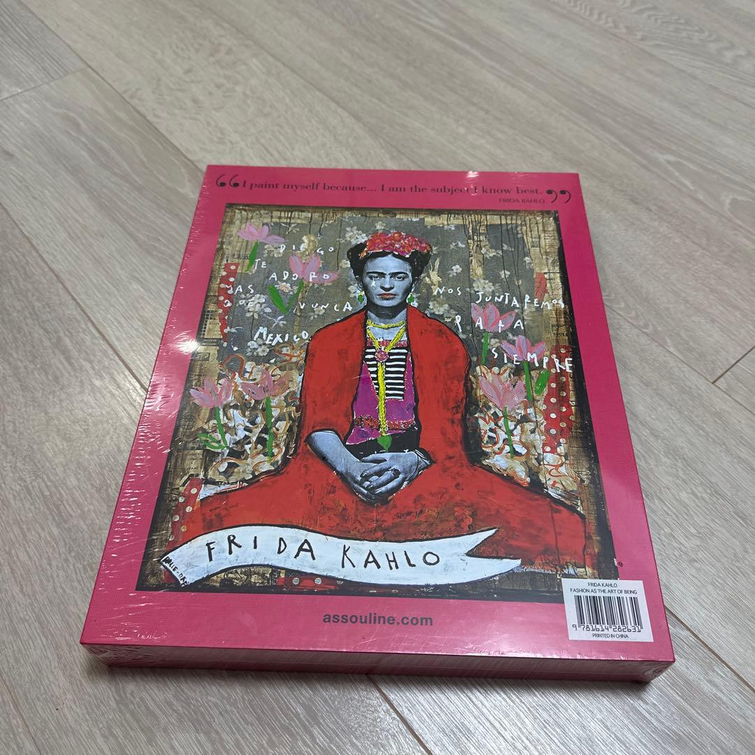 アート・デザイン・音楽 FRIDA KAHLO FASHION AS THE ART OF BEING Frida Kahlo: Fashion as the Art of Being book by S.M Vidal | ASSOULINE