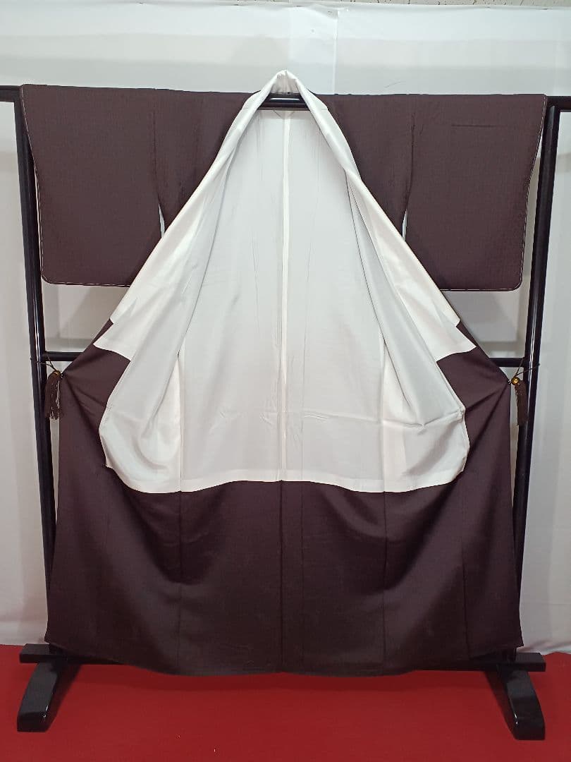 色無地］新品未使用品 しつけ有り 一つ紋 千地泰弘 K-121 - メルカリ