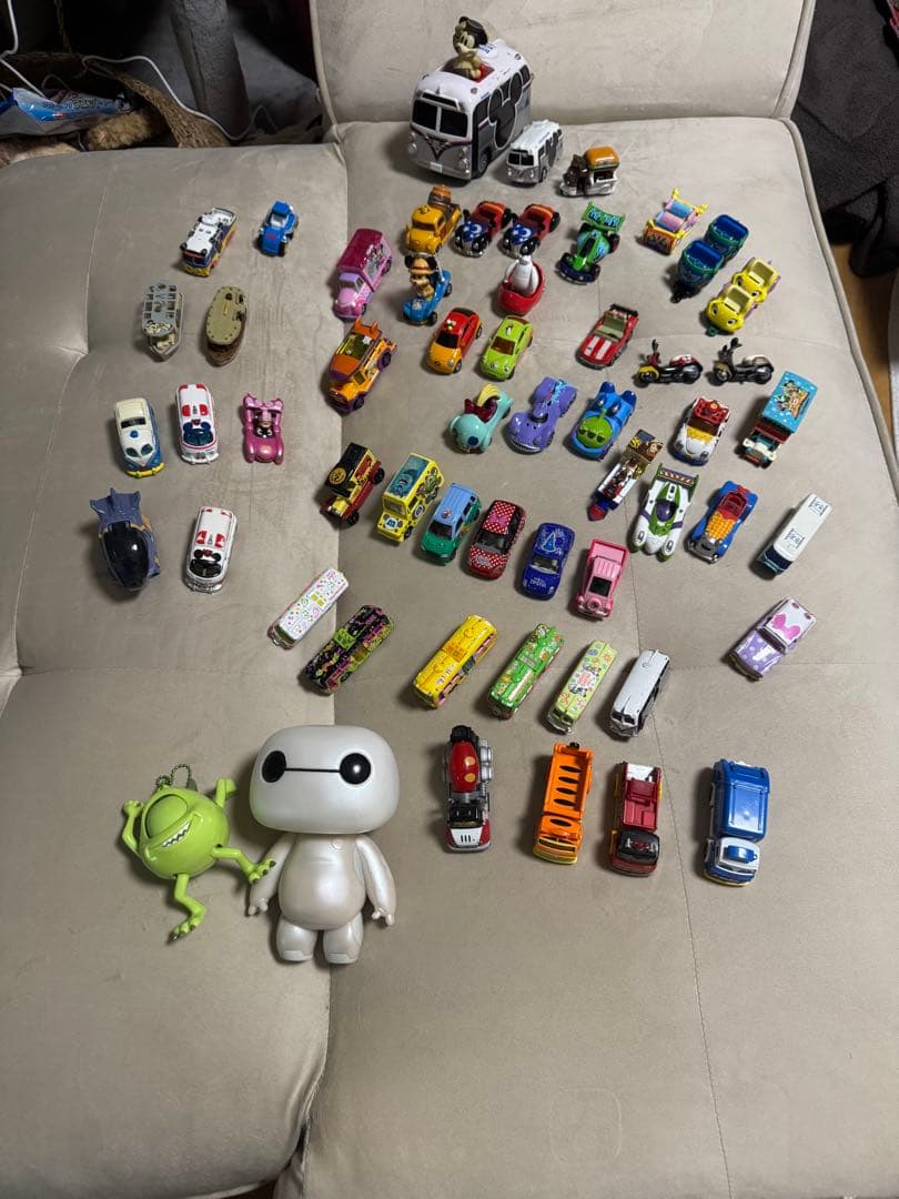 ディズニー トミカ　54台+POP 1体 +マイク 1体　まとめ　セット TOMICA TUNES DISNEY CHARACTERS Vol.1 | 玩具卸売 カワダオンライン